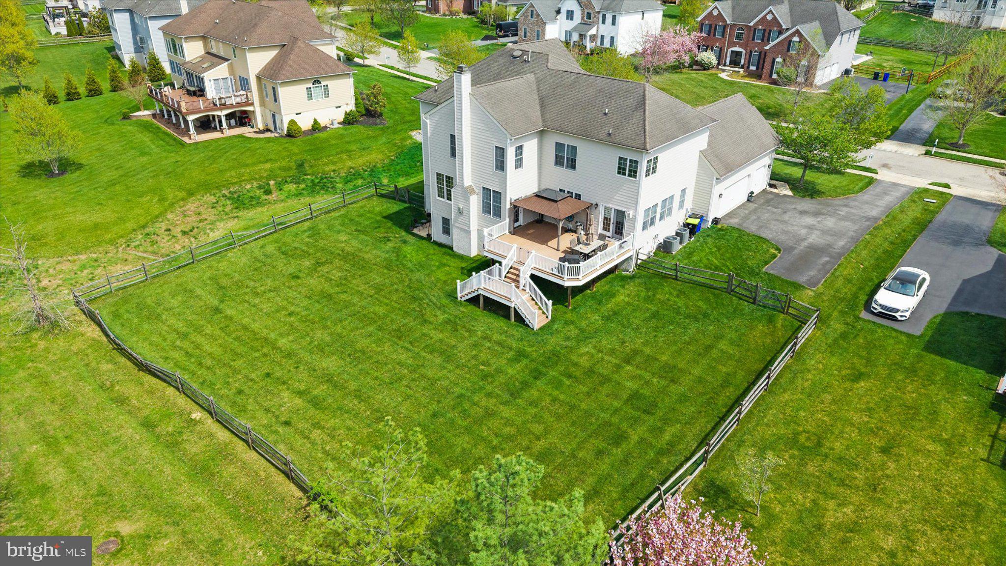 RED LION CHASE - Residential