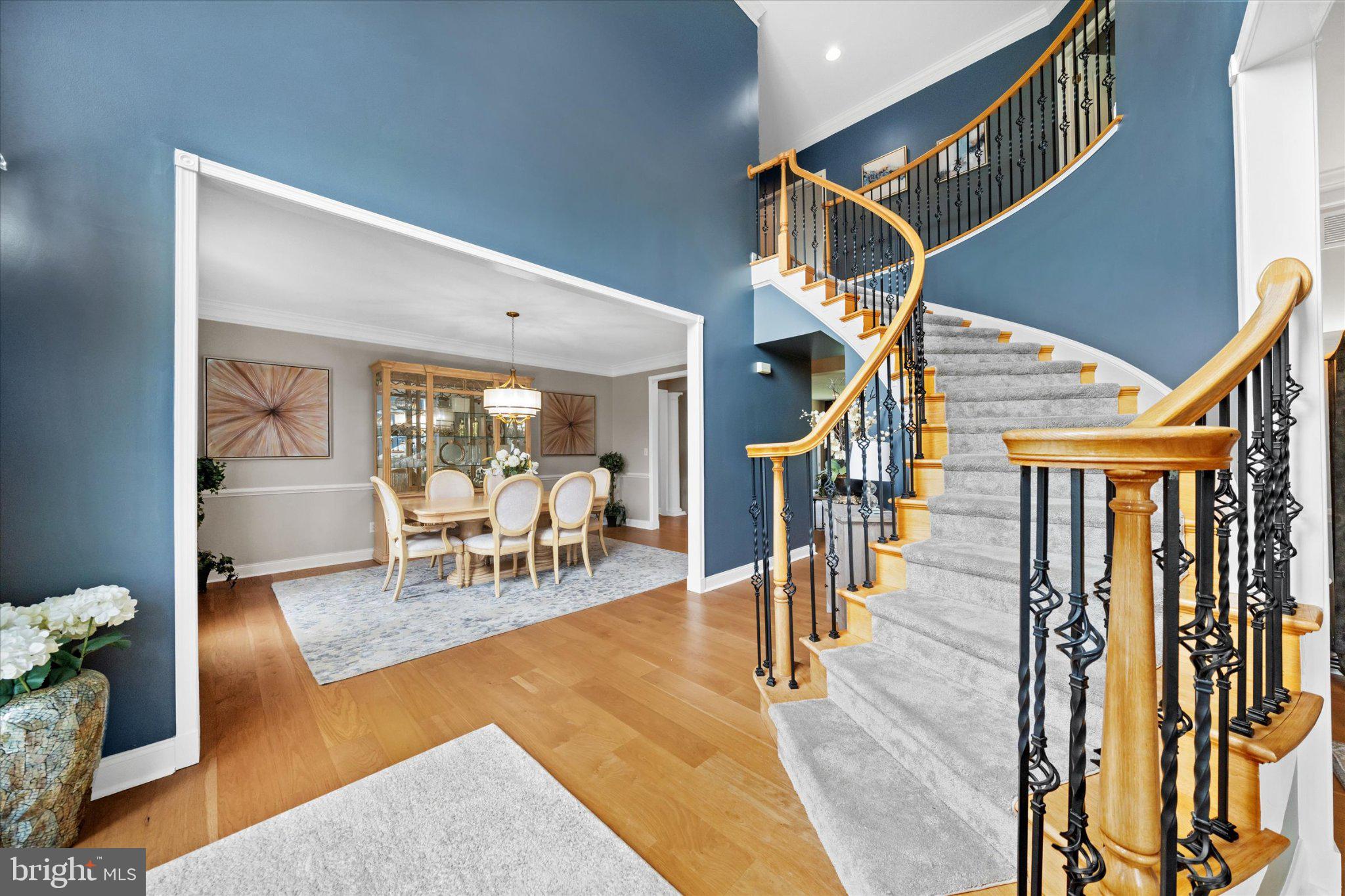 RED LION CHASE - Residential