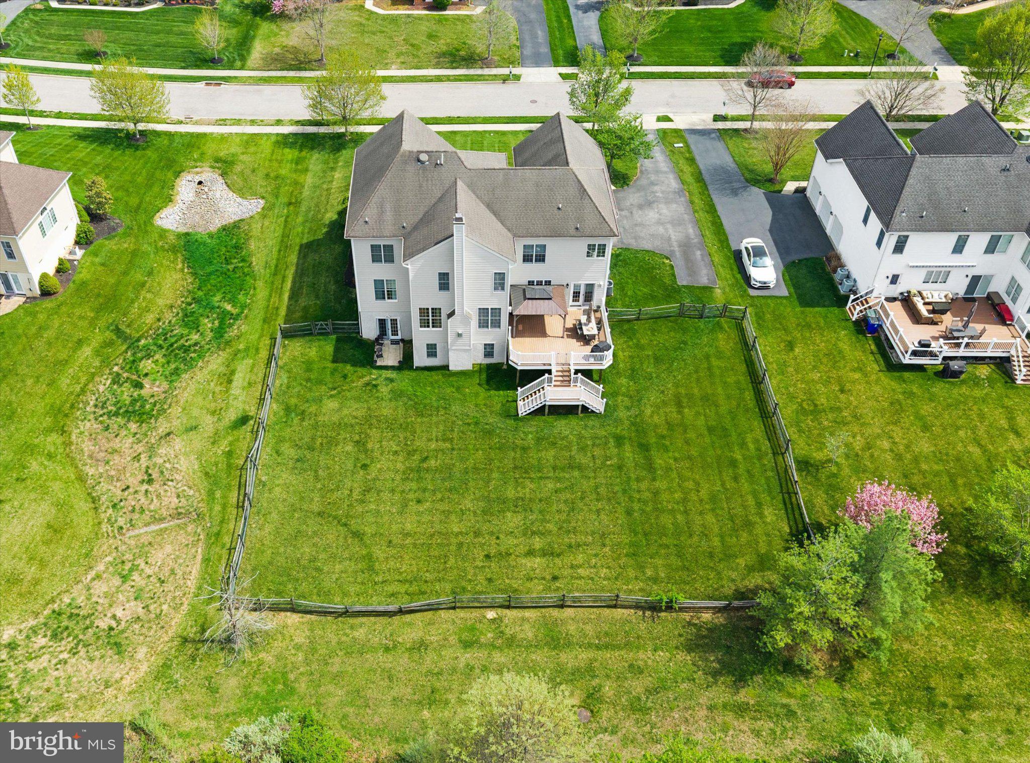 RED LION CHASE - Residential