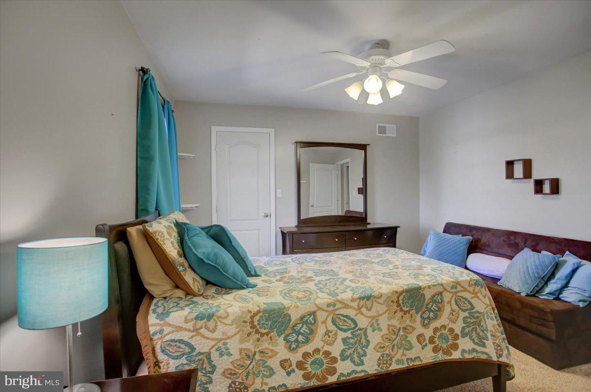 STONEWALL RIDGE - Residential