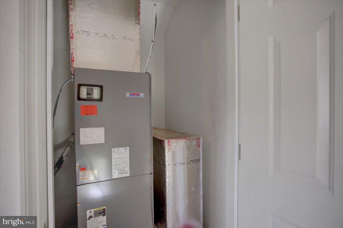 STONEWALL RIDGE - Residential