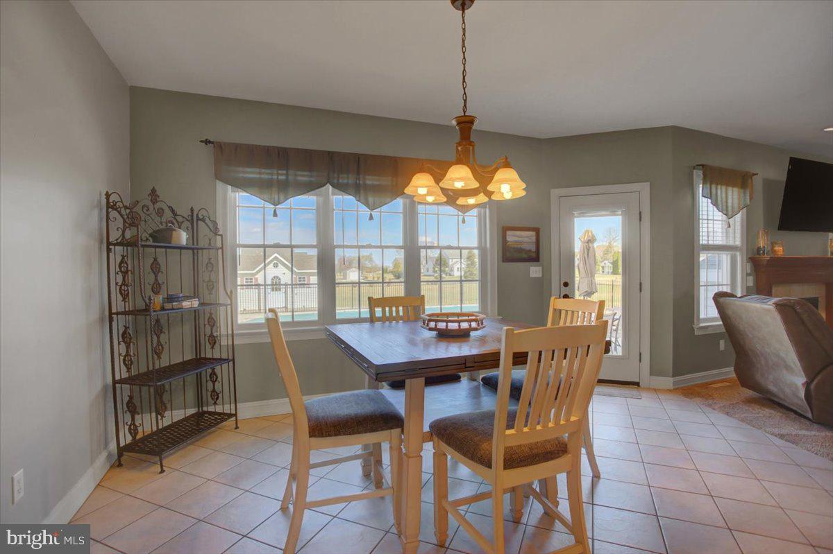 STONEWALL RIDGE - Residential