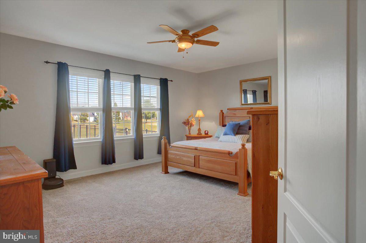 STONEWALL RIDGE - Residential