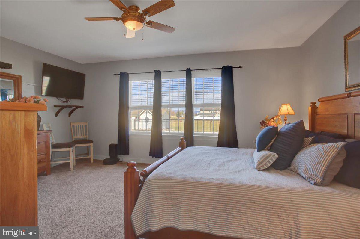 STONEWALL RIDGE - Residential