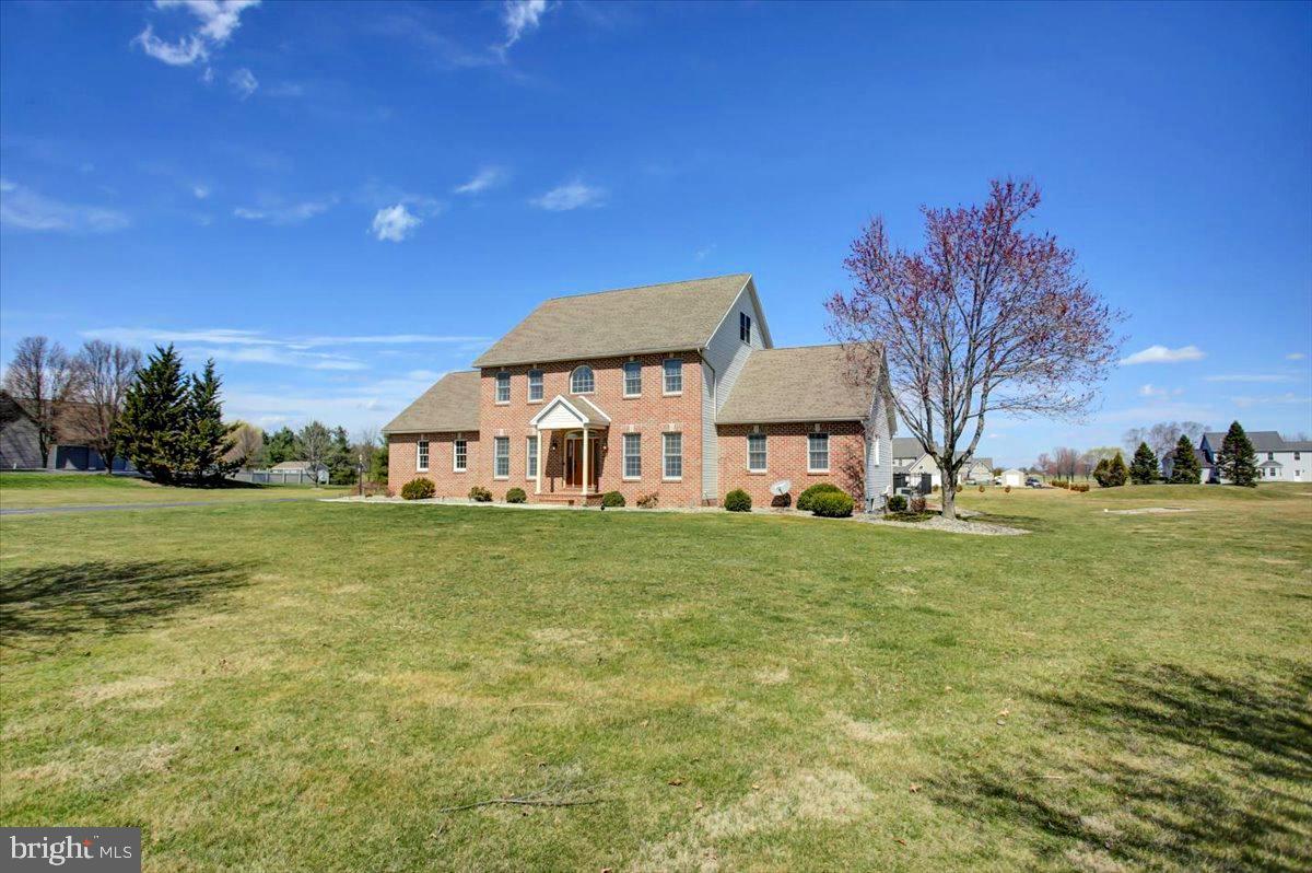 STONEWALL RIDGE - Residential