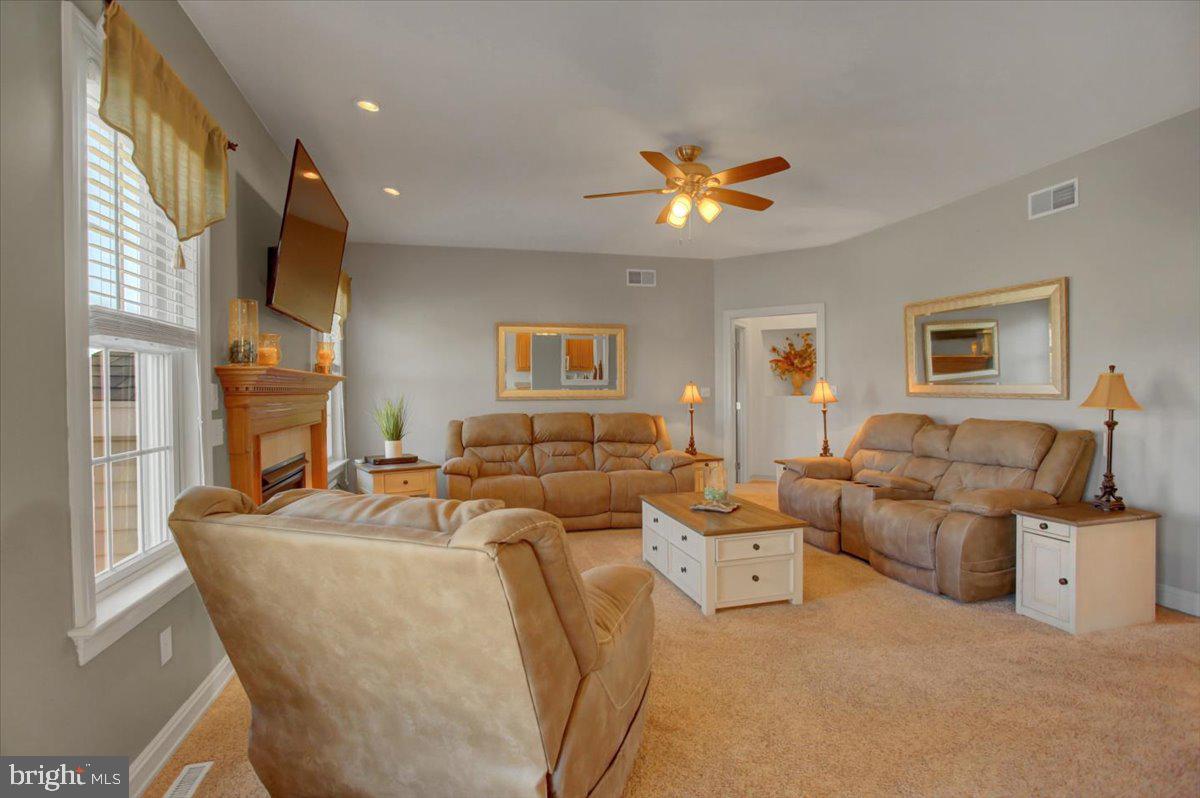 STONEWALL RIDGE - Residential