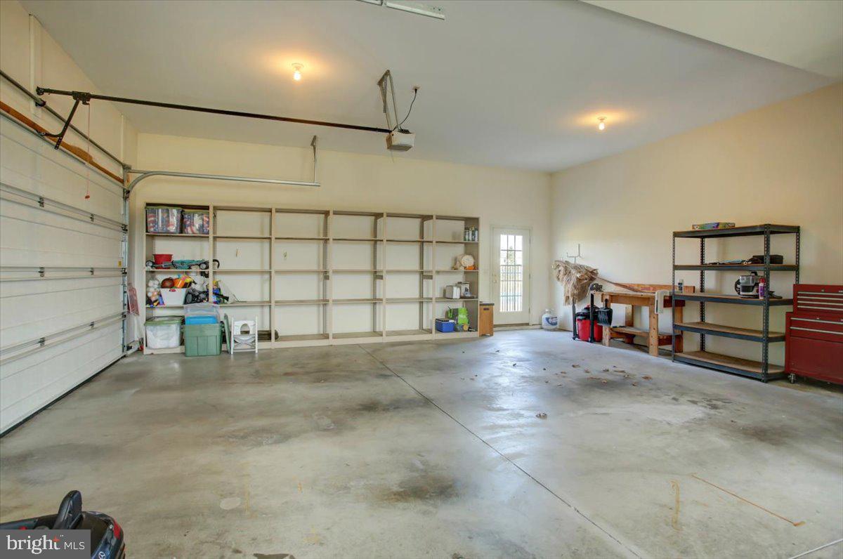 STONEWALL RIDGE - Residential