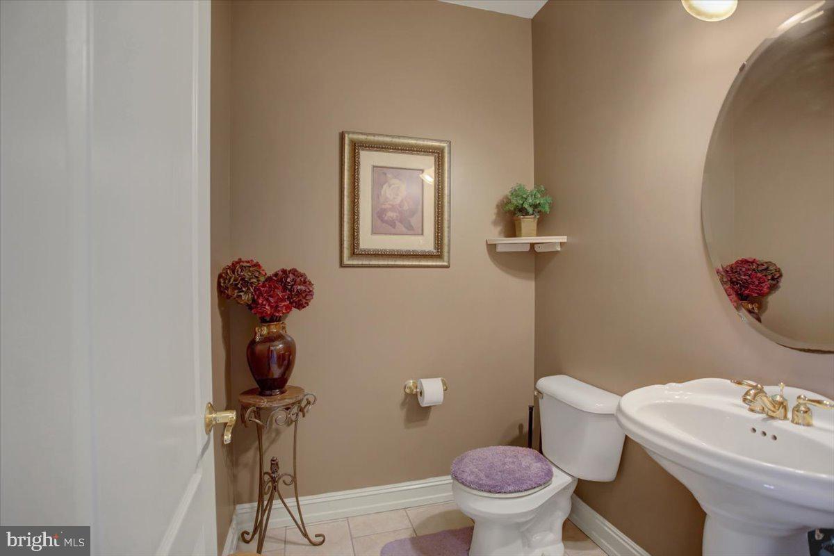 STONEWALL RIDGE - Residential