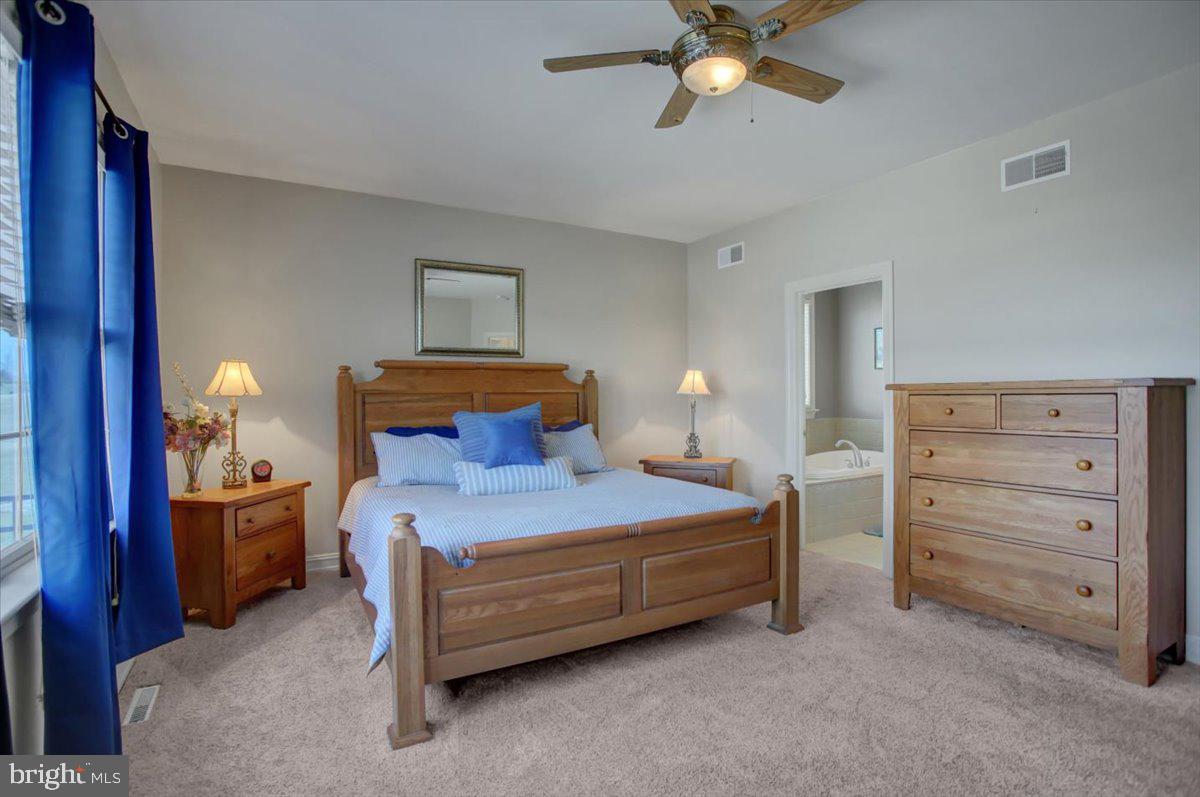 STONEWALL RIDGE - Residential