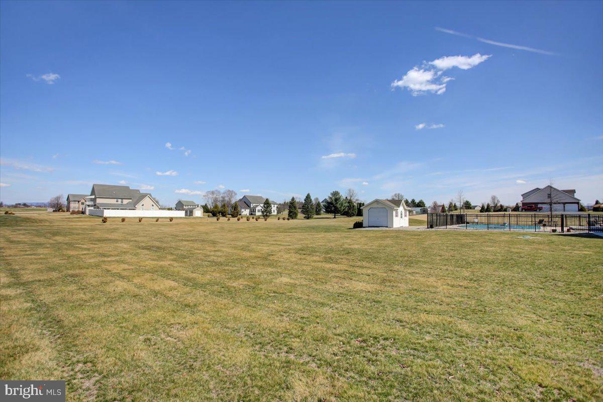 STONEWALL RIDGE - Residential