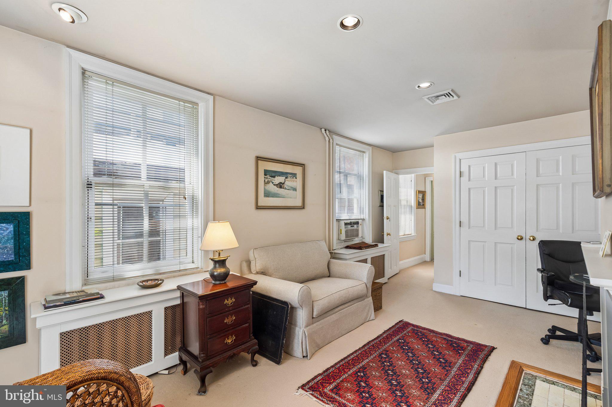 RITTENHOUSE SQUARE - Residential