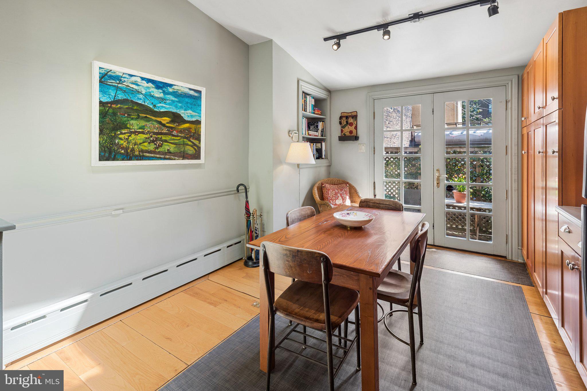 RITTENHOUSE SQUARE - Residential