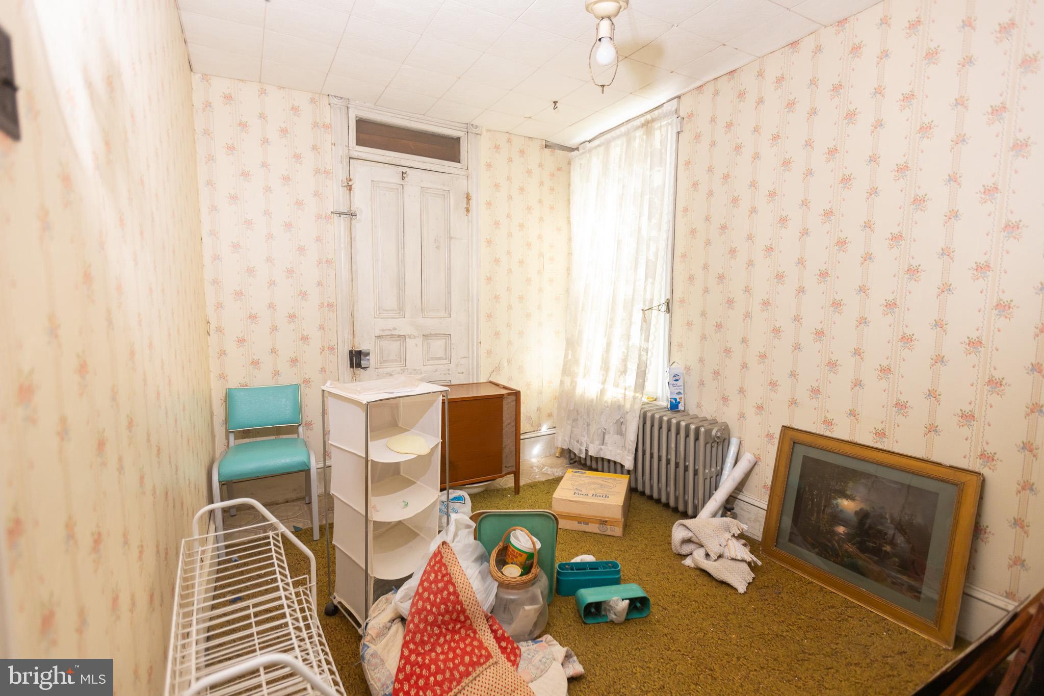 YORKVILLE - Residential