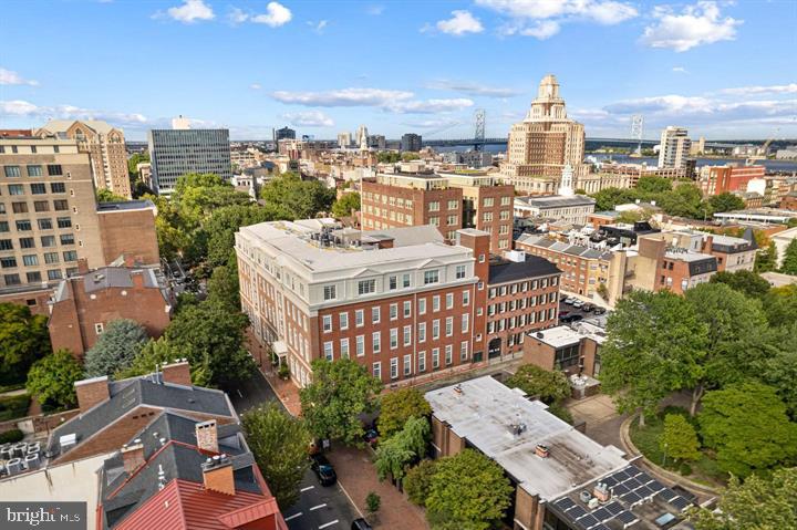 SOCIETY HILL - Residential