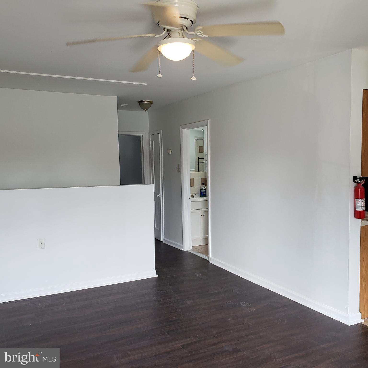 931 W BROWNING ROAD