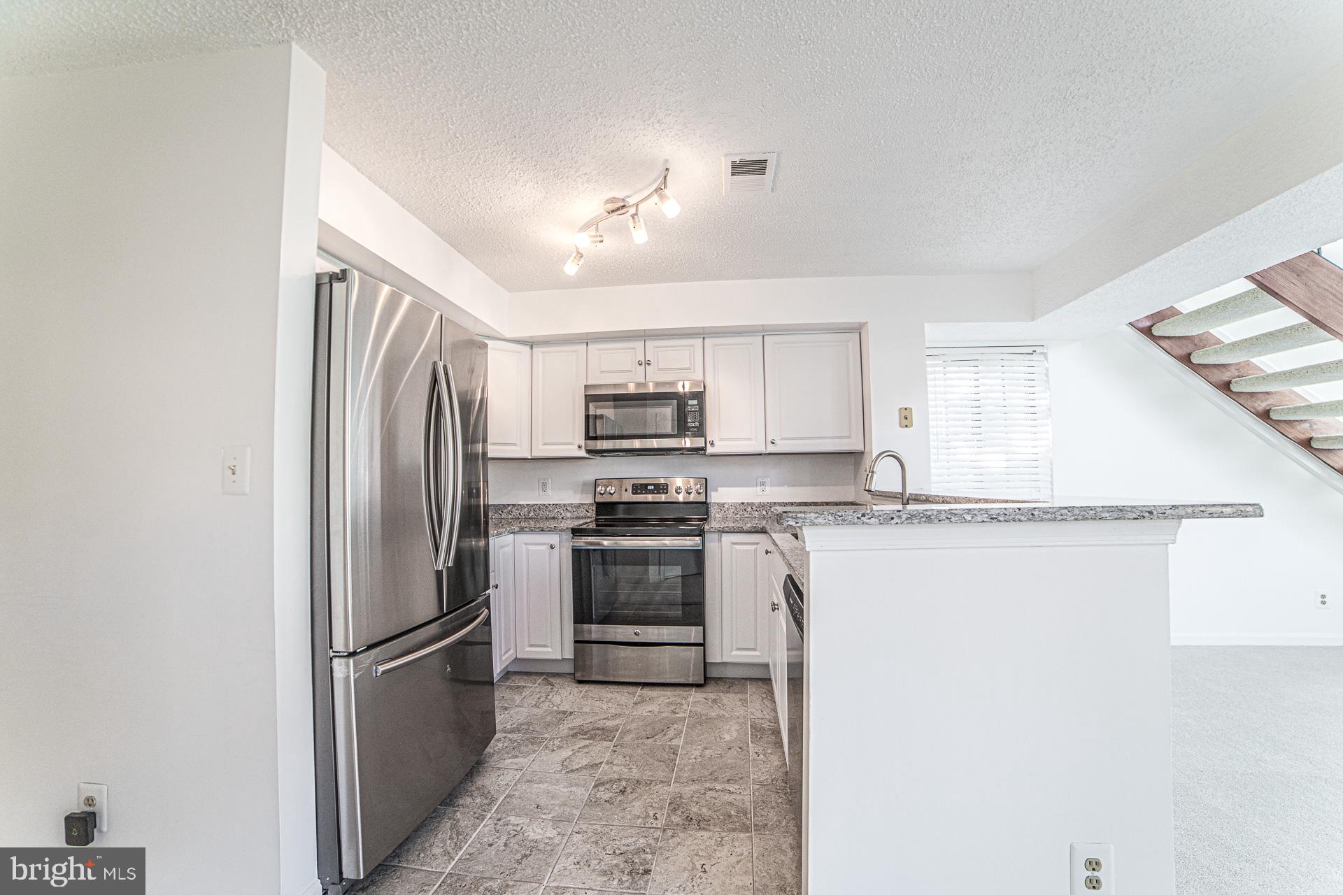 TIERS OF MANCHESTER LAKES - Residential