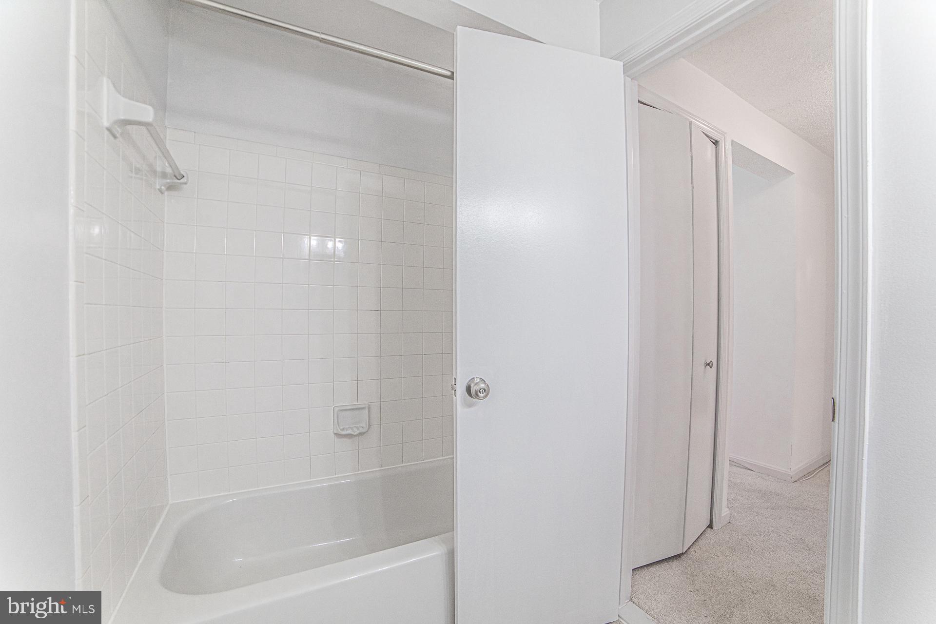 TIERS OF MANCHESTER LAKES - Residential