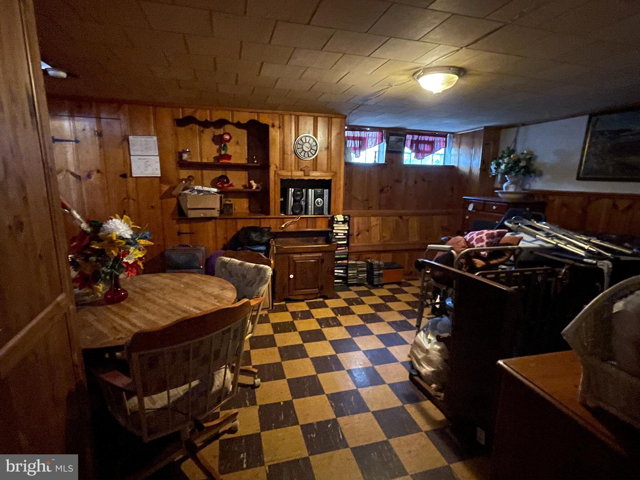 NORTHWOOD - Residential