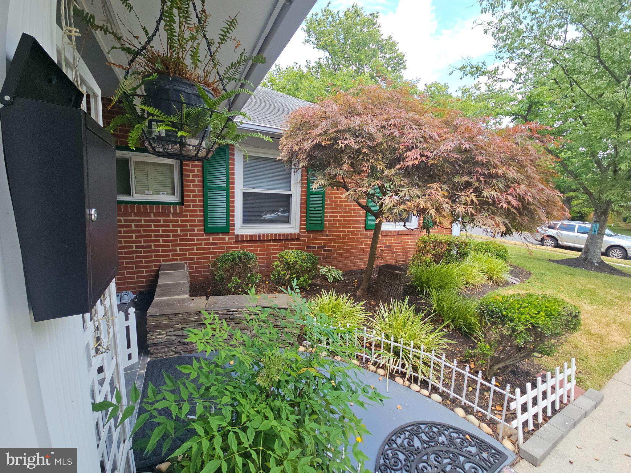 SOMERSET AT BELAIR - Residential