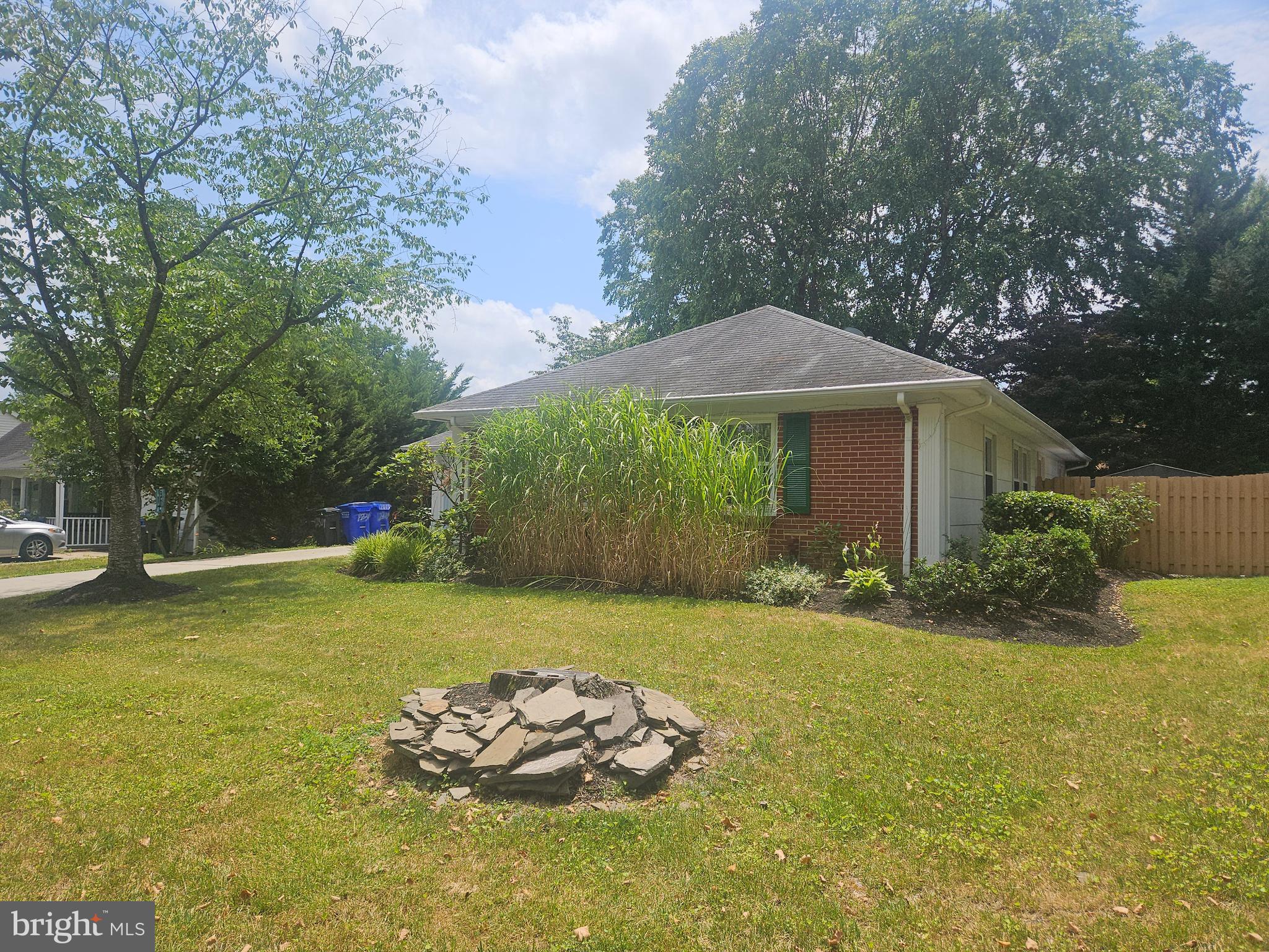 SOMERSET AT BELAIR - Residential