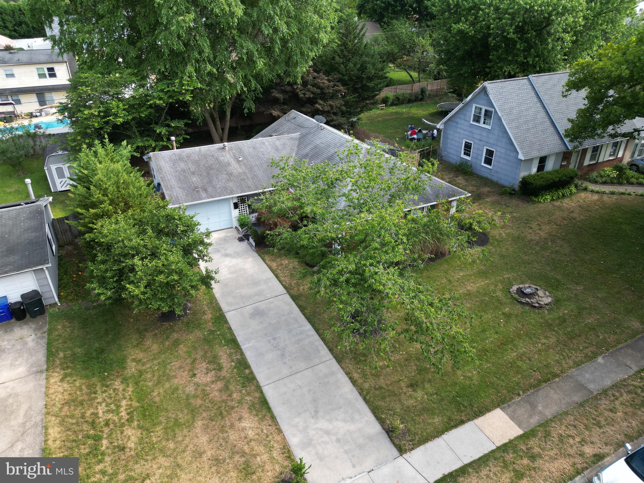 SOMERSET AT BELAIR - Residential