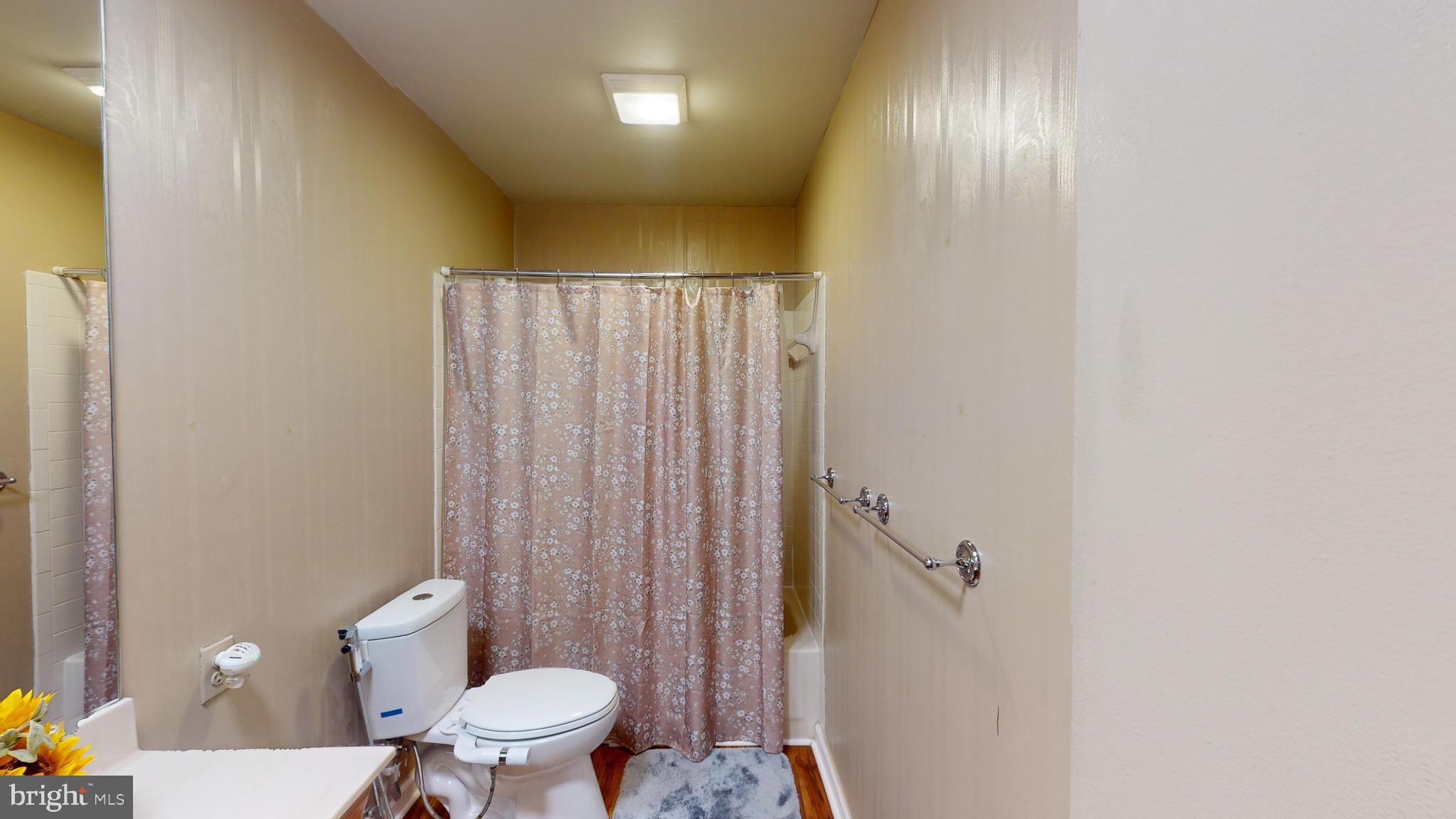 SOMERSET AT BELAIR - Residential