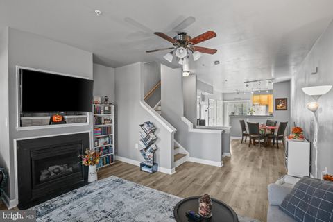 42455 HOLLYHOCK TERRACE BRAMBLETON VA 20148