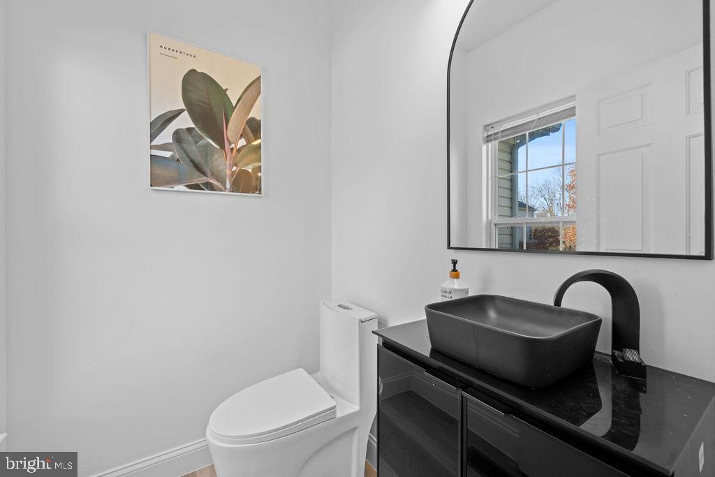 RIVER HILL - Residential