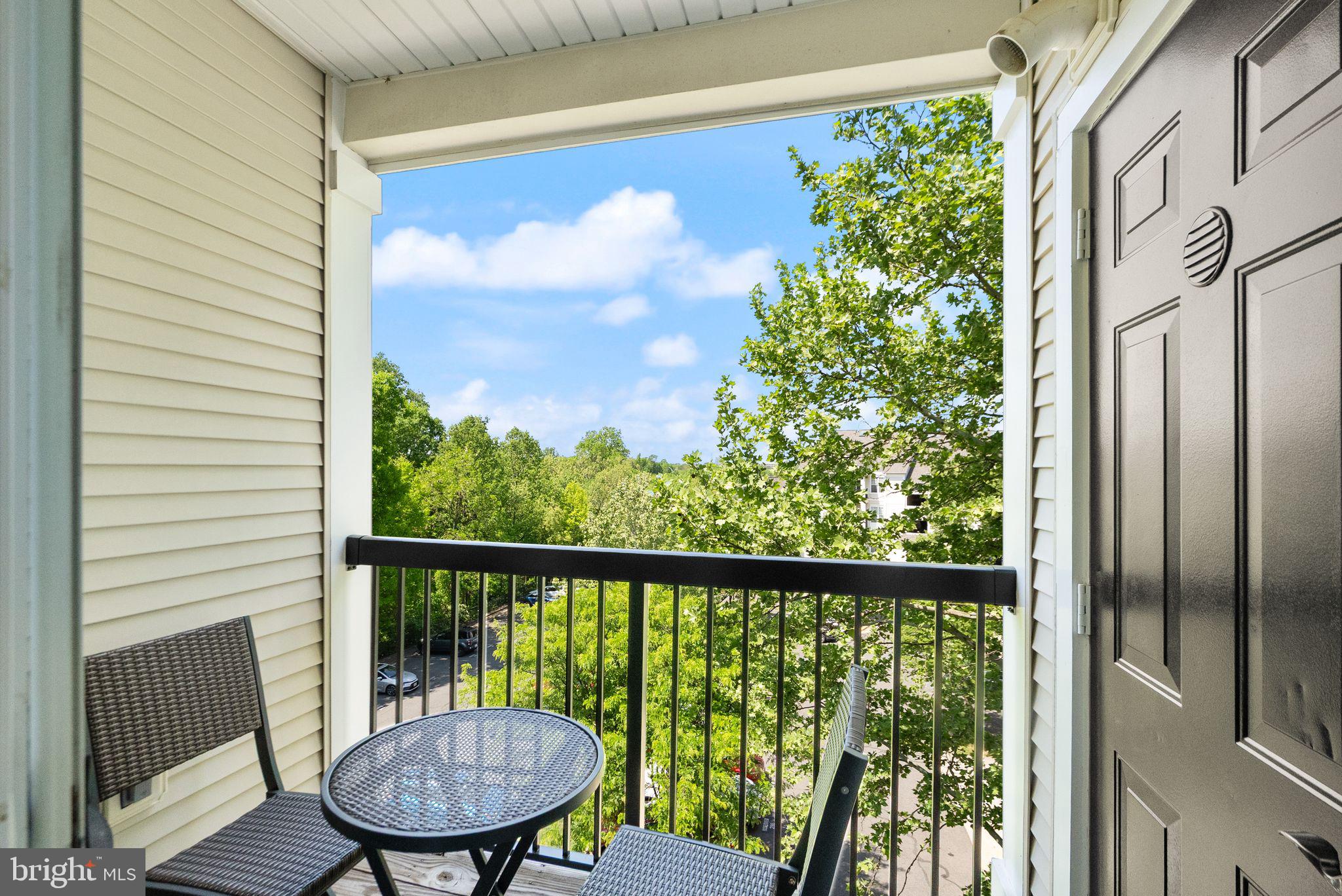 FAIRFAX  RIDGE CONDO - Residential