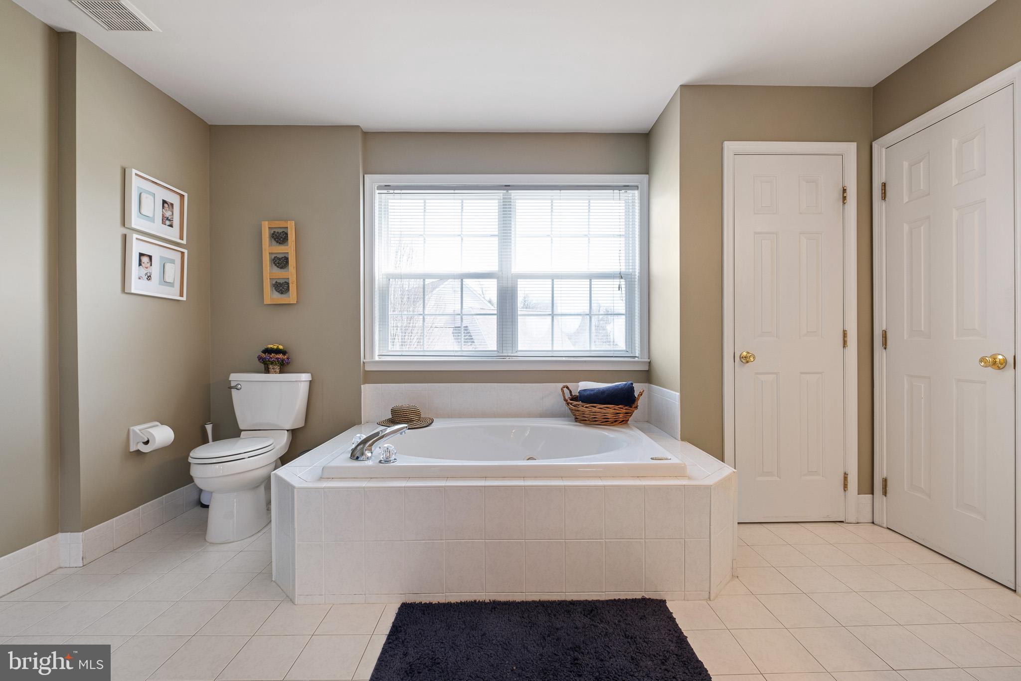 THE RIDINGS AT CONC - Residential