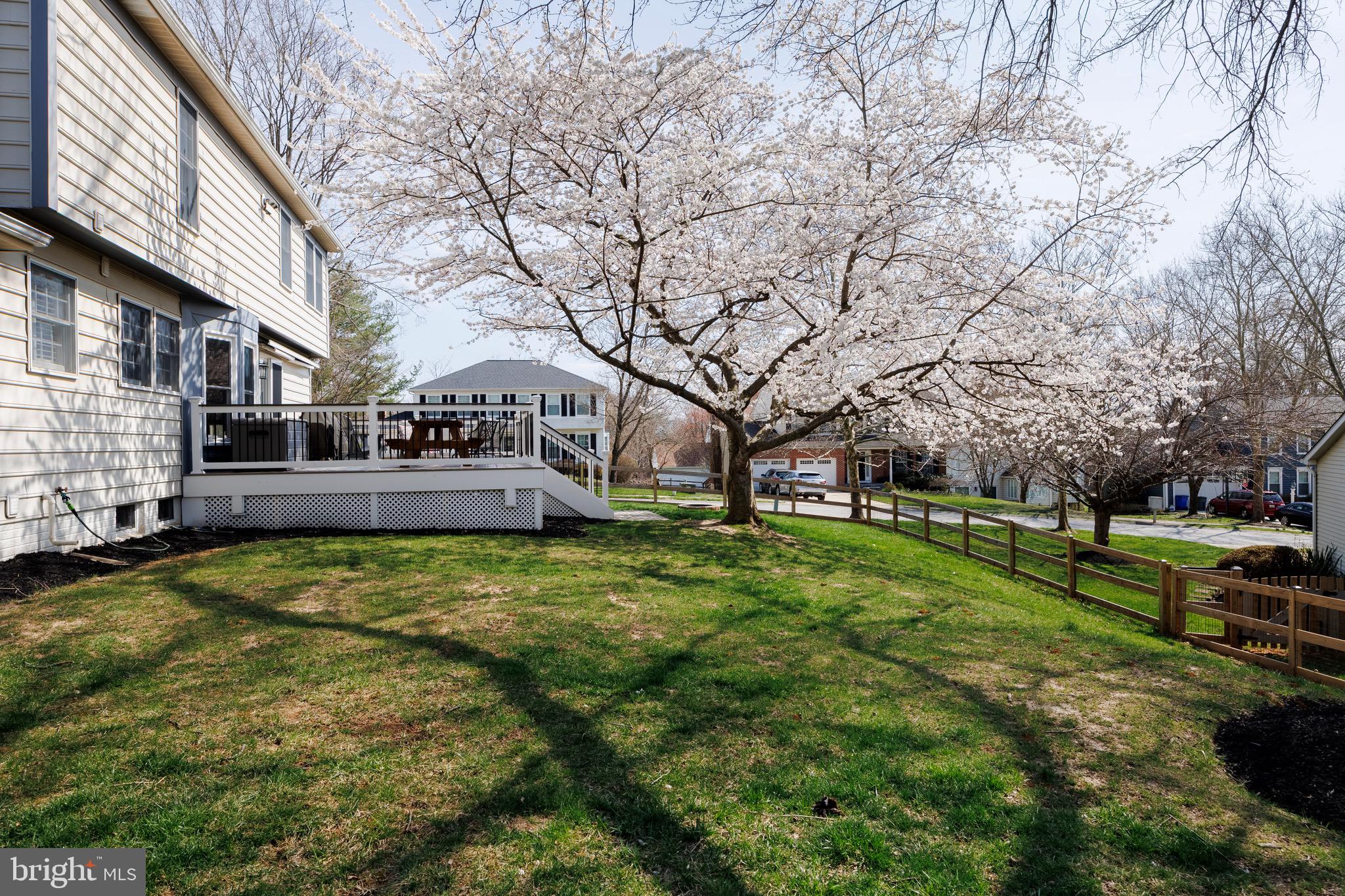 LONG REACH - Residential