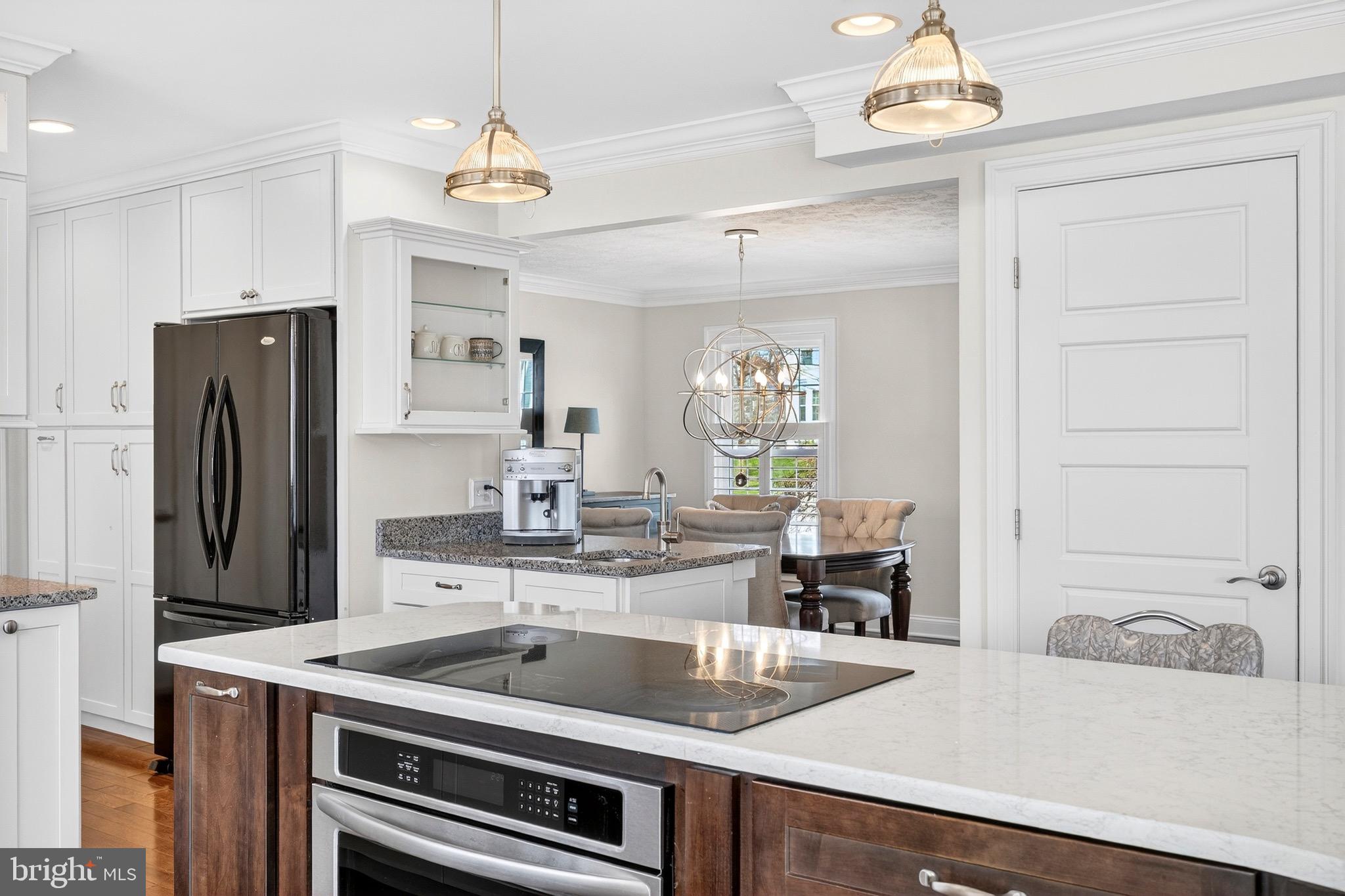 LONG REACH - Residential