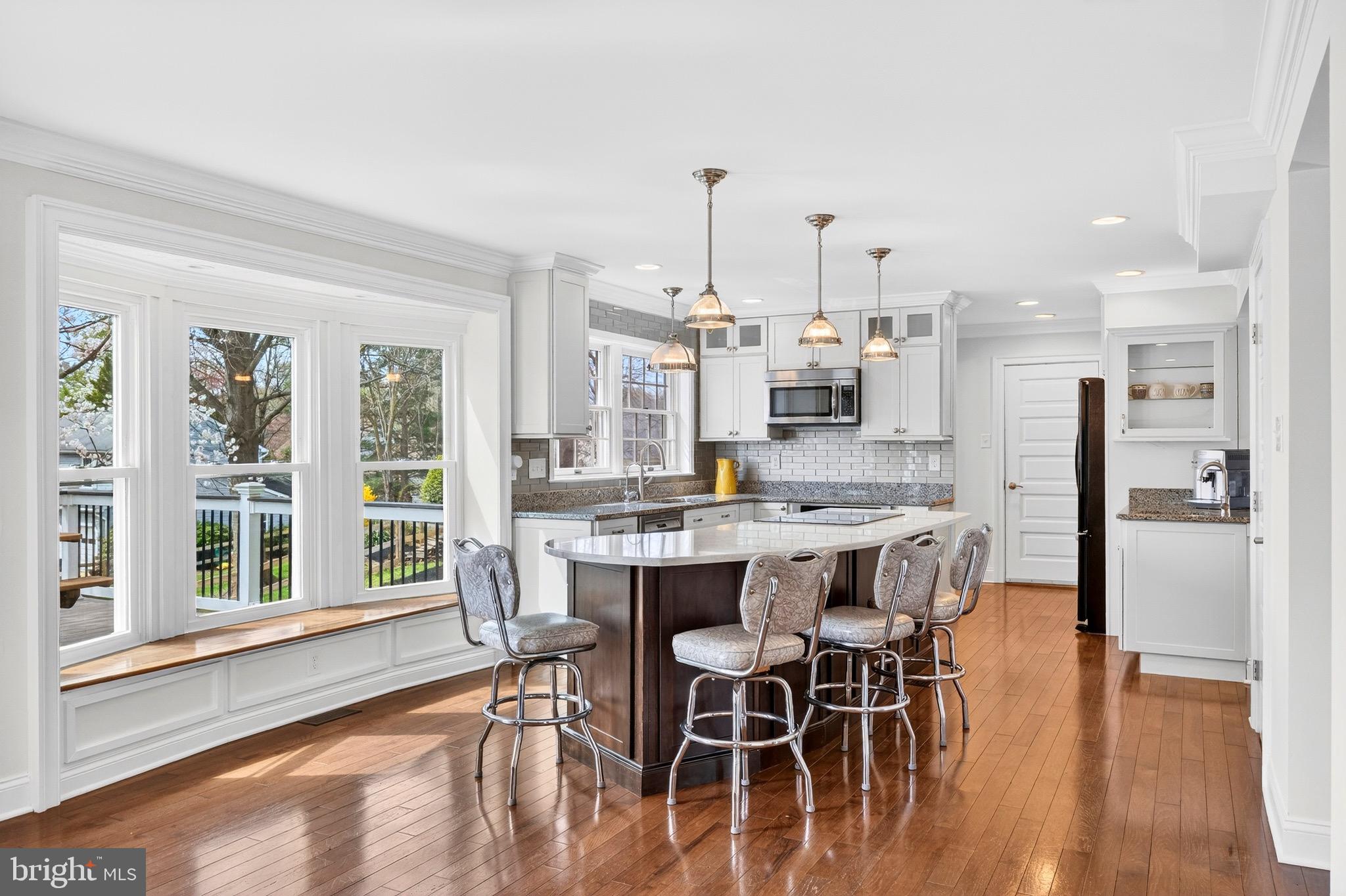 LONG REACH - Residential