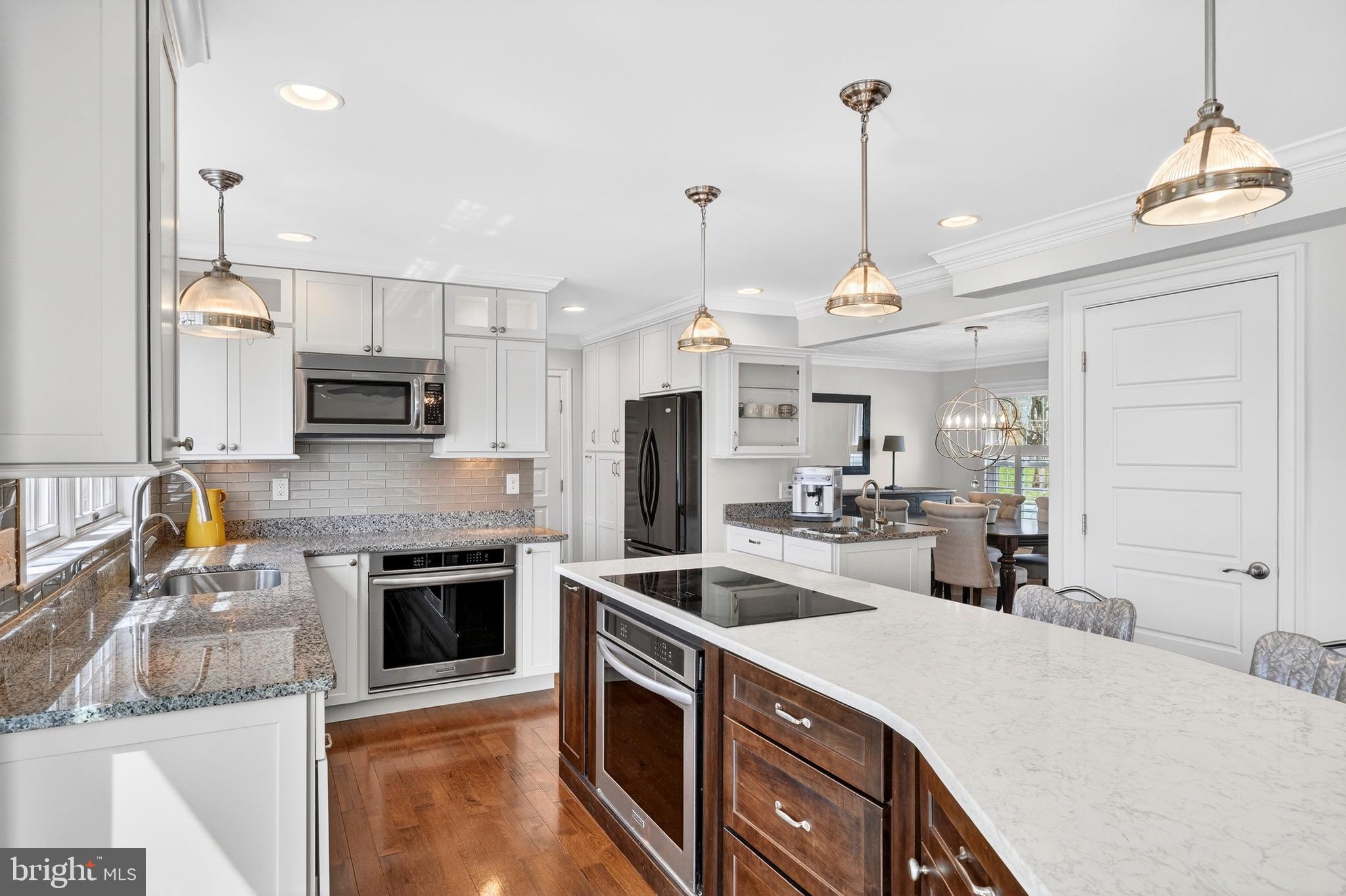 LONG REACH - Residential