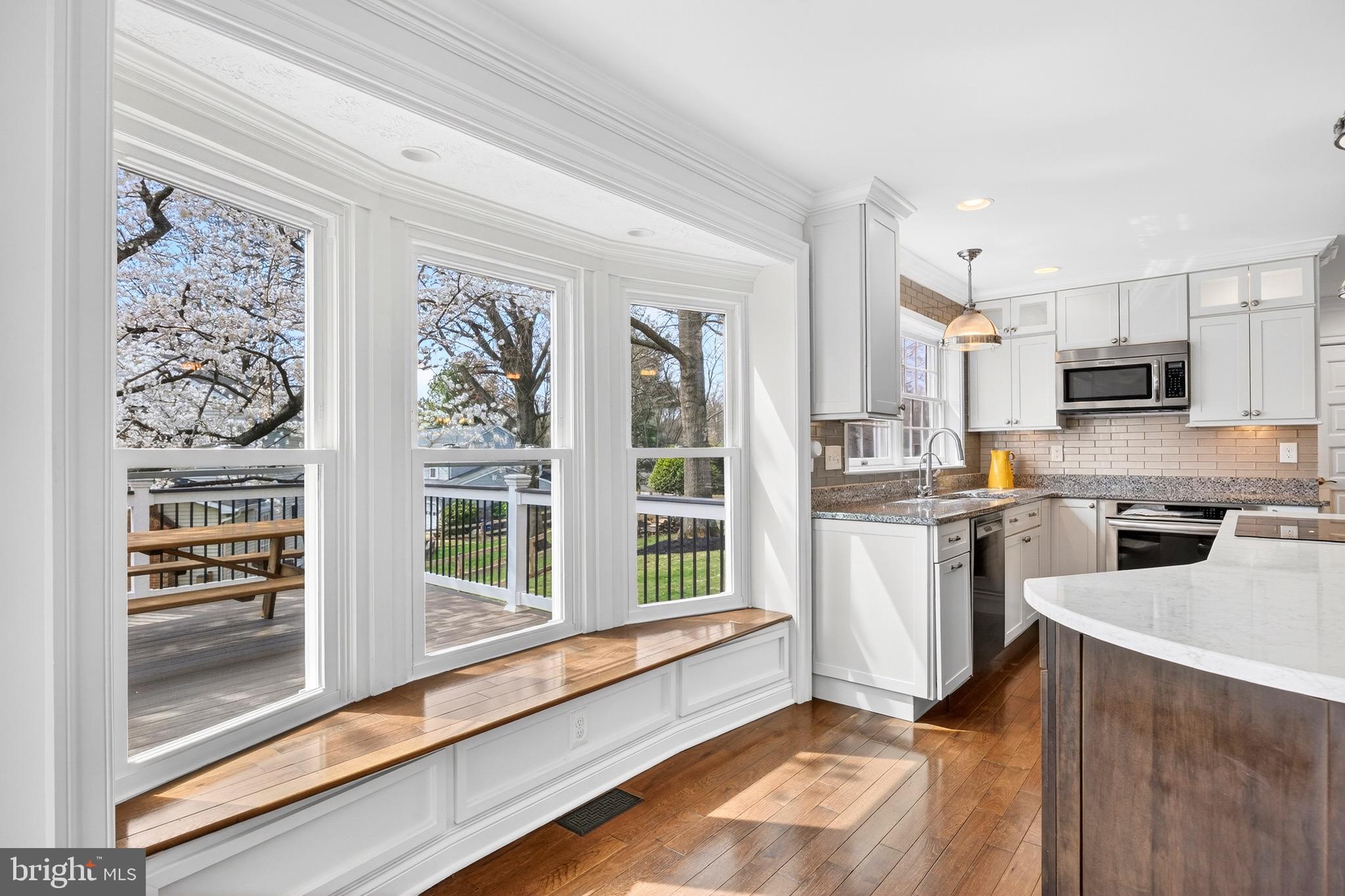 LONG REACH - Residential