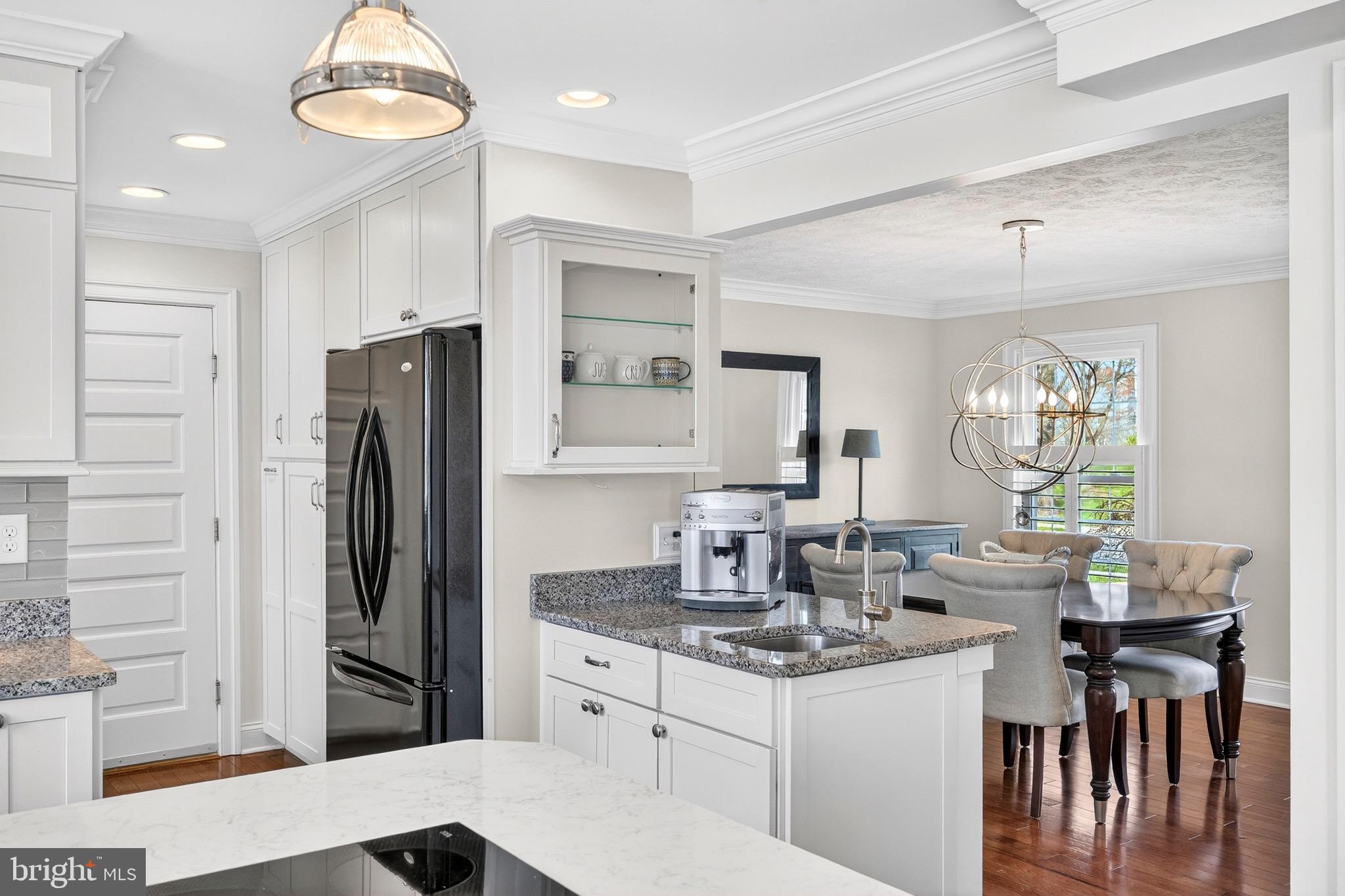 LONG REACH - Residential