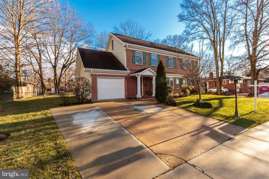 Motivated Sellers  Bring offers ..Beautifully remolded with very high end finishes. This is a wonderful home in a fantastic location Your clients will fall in love with all of the amenities. BONUS third floor with 2 full bedrooms .  5 bedrooms 4 full baths all have been re done and beautiful. New kitchen with exotic tile and backslash this is a knock out. Main level den/office/bedroom.