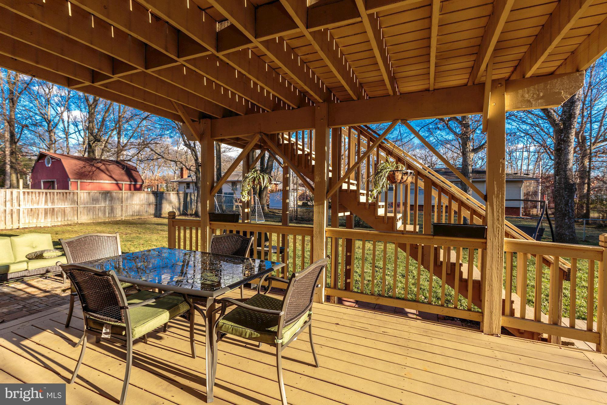 EAST VIENNA WOODS - Residential