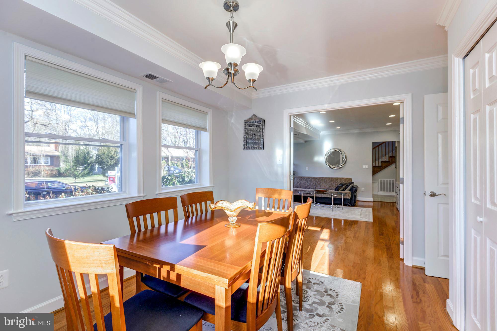 EAST VIENNA WOODS - Residential