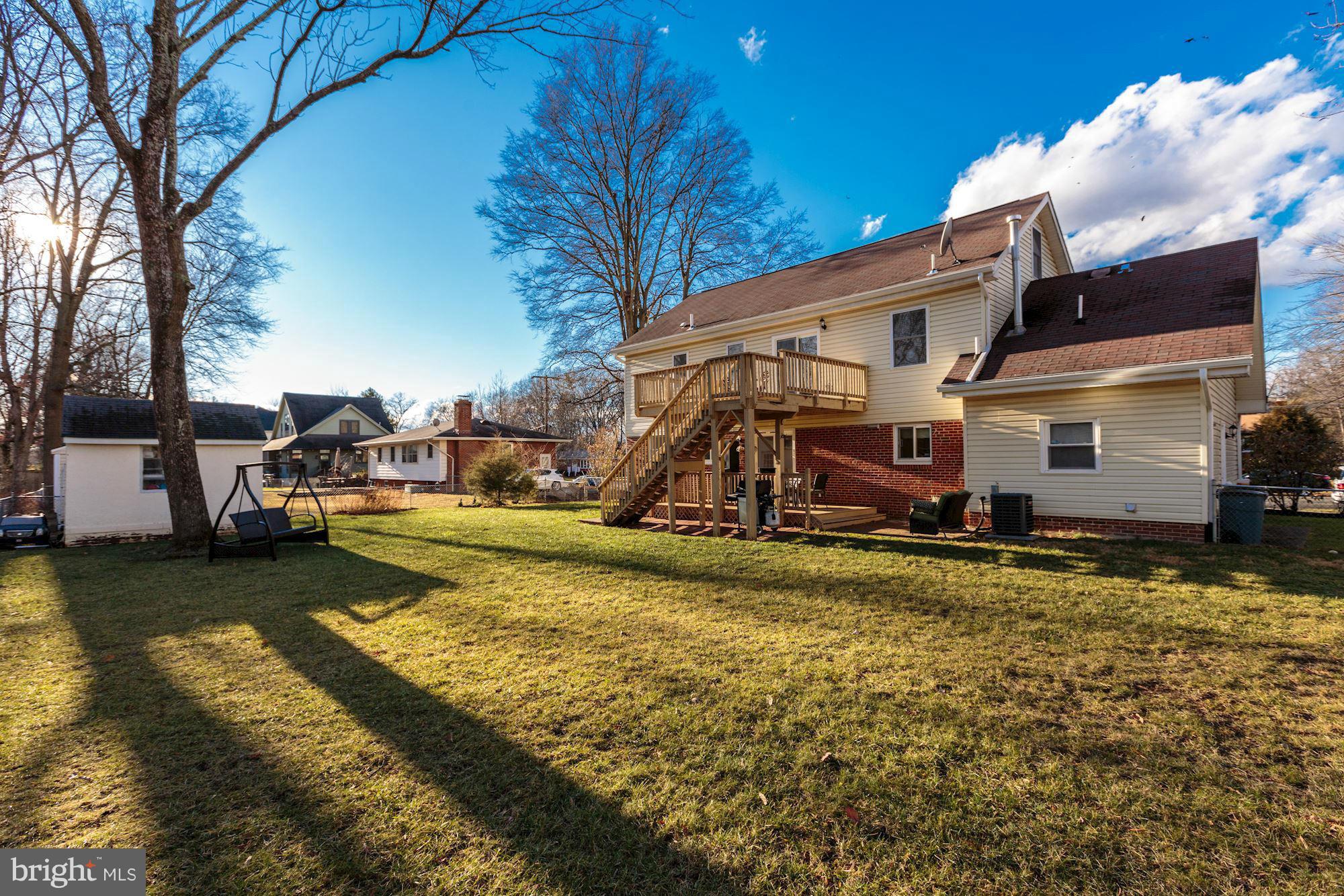 EAST VIENNA WOODS - Residential
