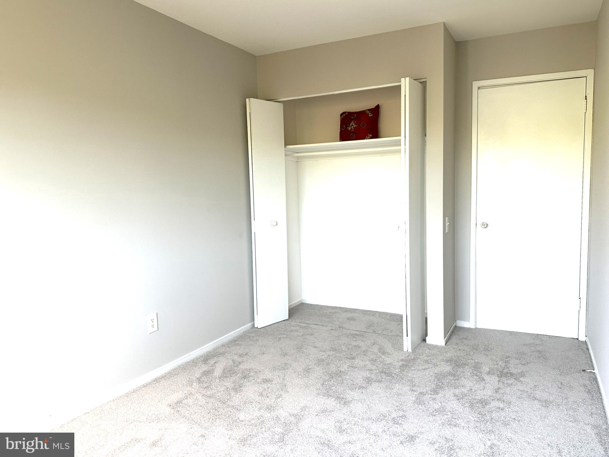 MARYLAND PLACE - Residential