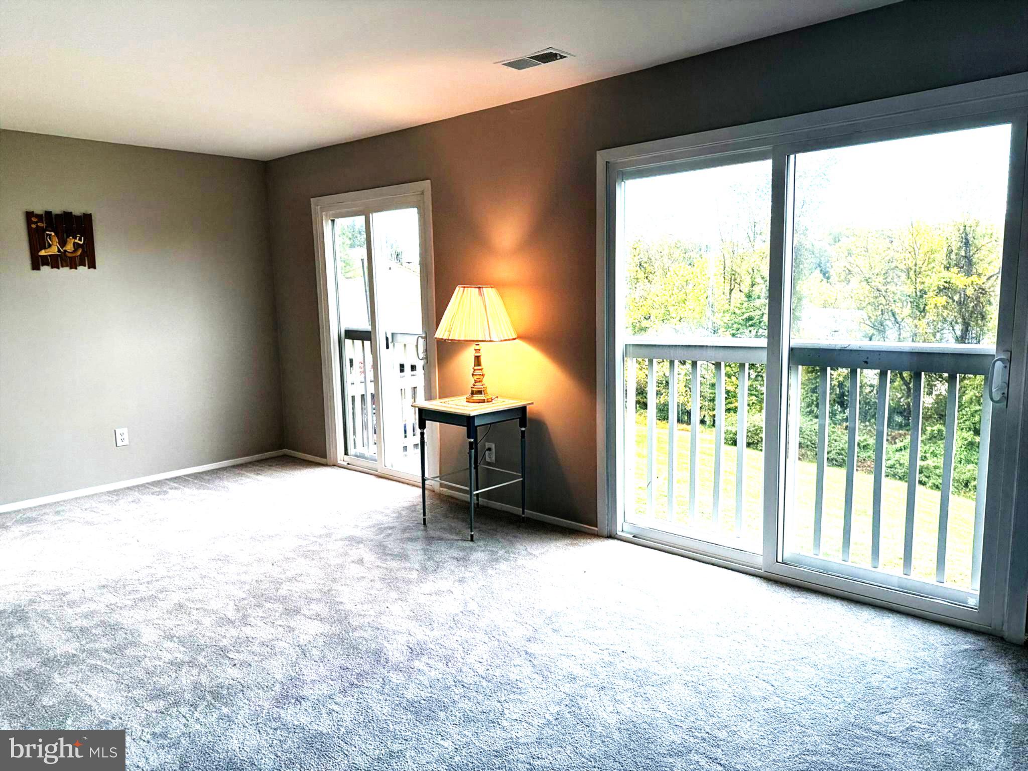 MARYLAND PLACE - Residential