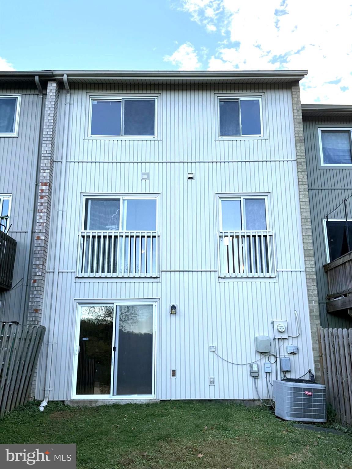 MARYLAND PLACE - Residential