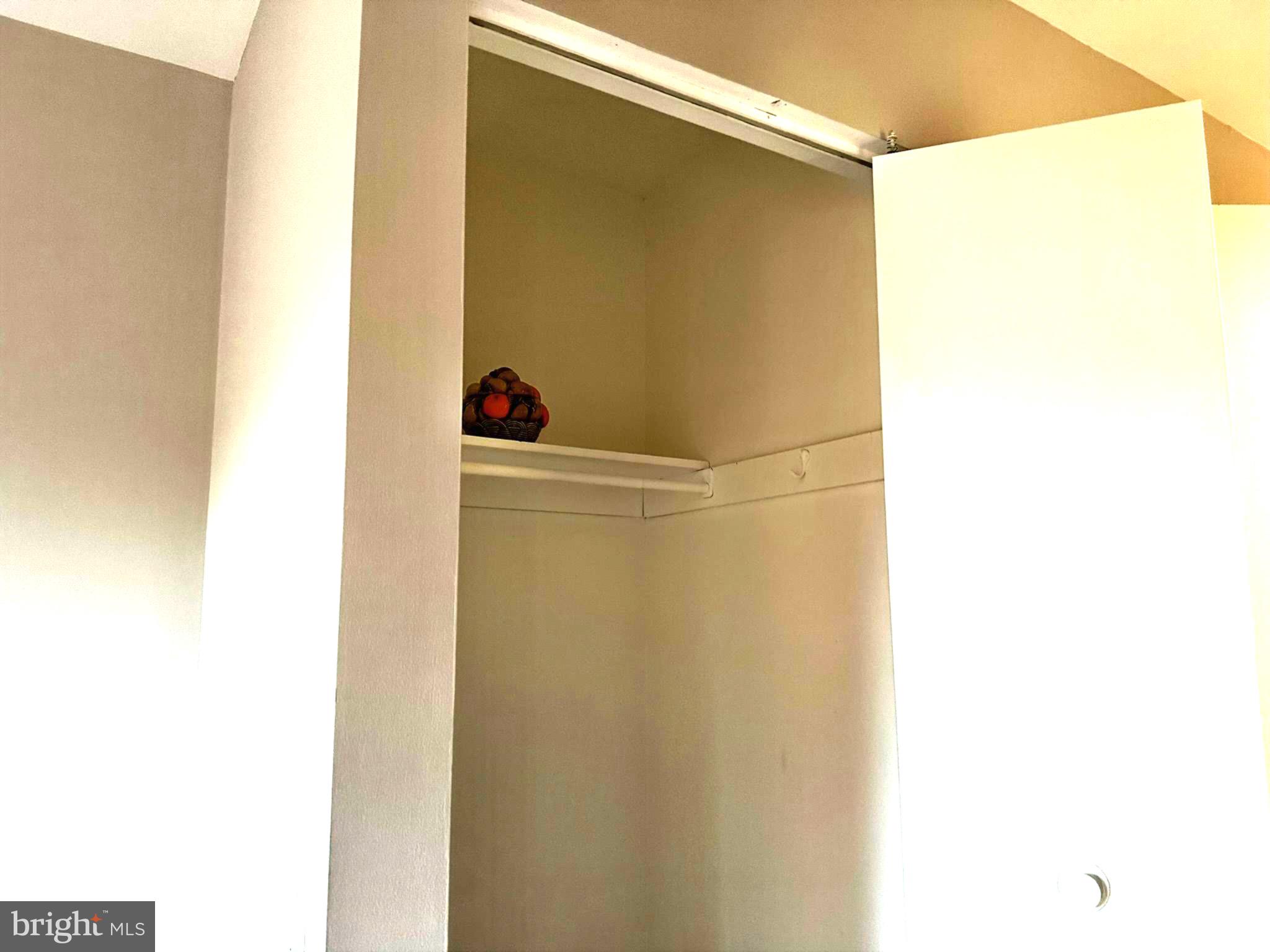 MARYLAND PLACE - Residential