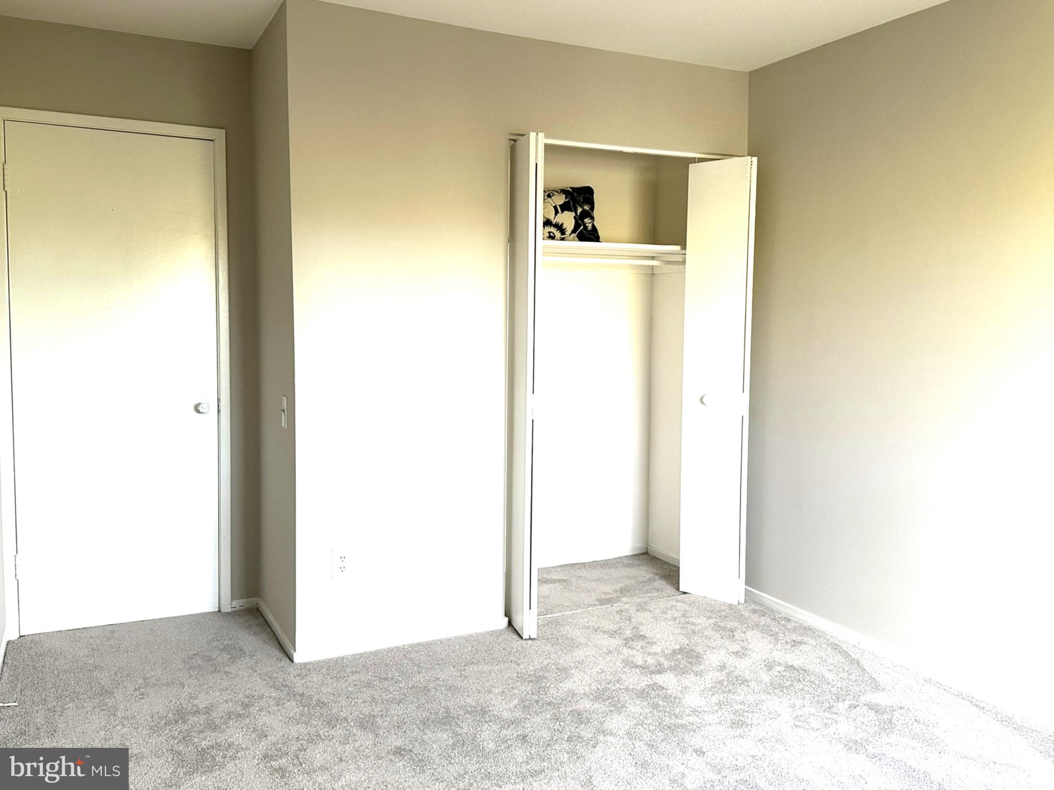 MARYLAND PLACE - Residential