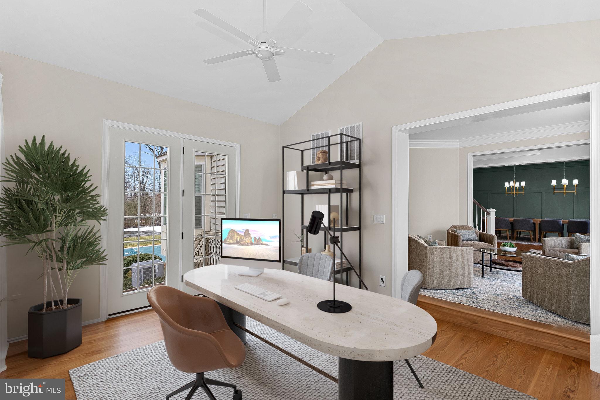 VANTAGE POINTE - Residential