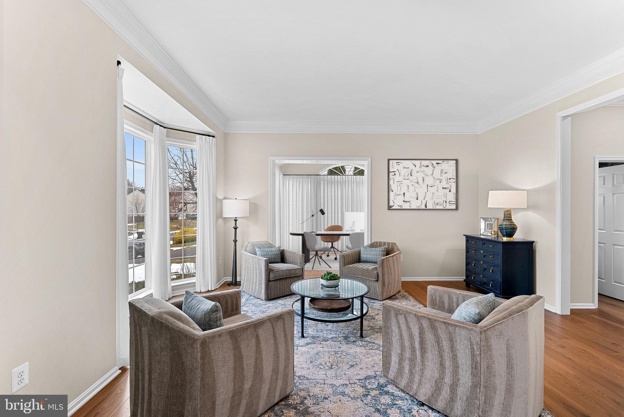 VANTAGE POINTE - Residential