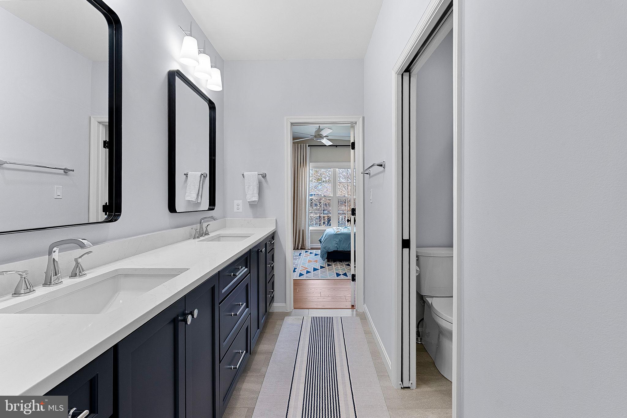 VANTAGE POINTE - Residential