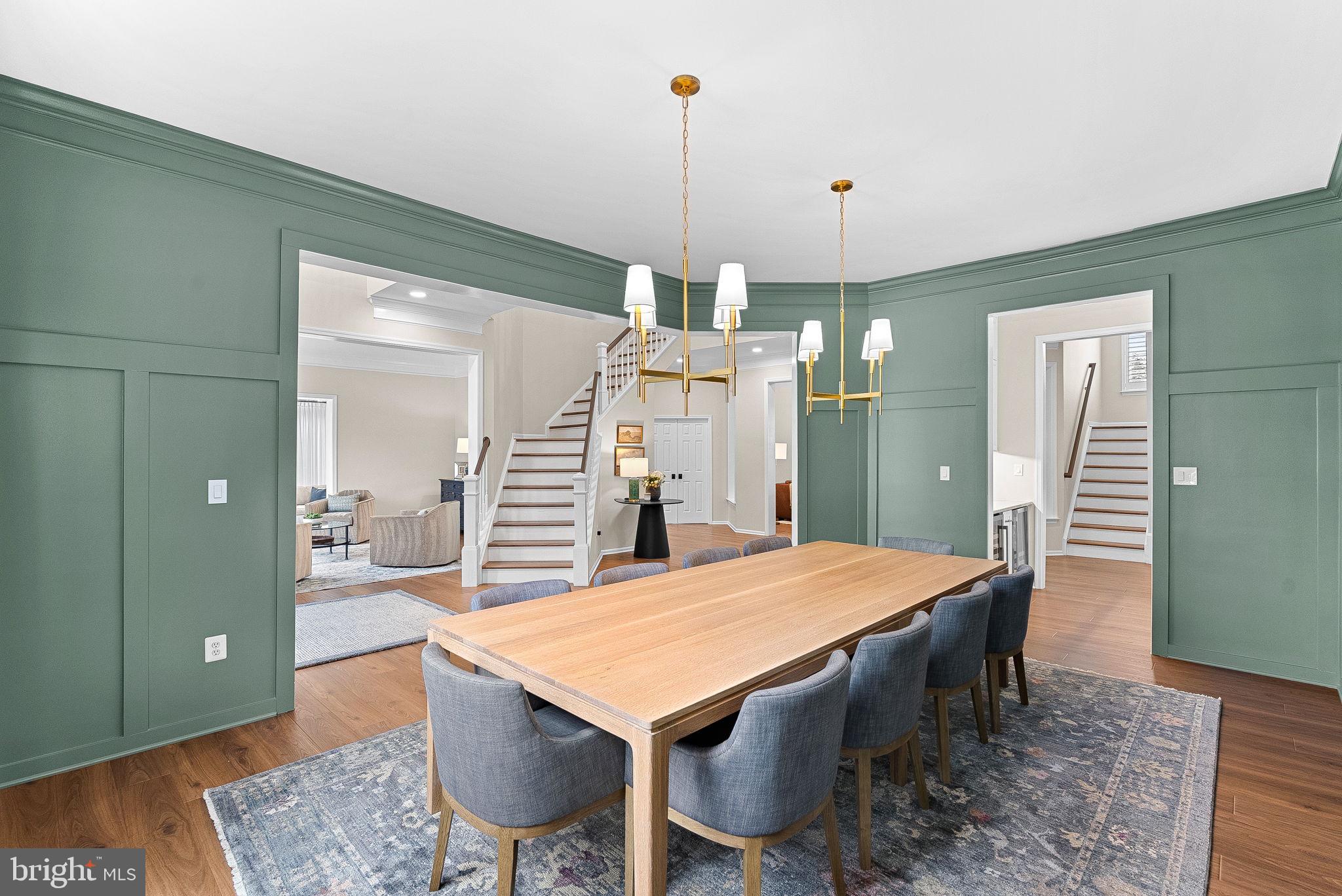 VANTAGE POINTE - Residential