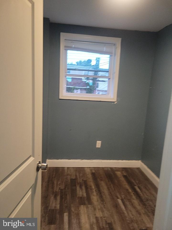 FOUR BY FOUR - Residential